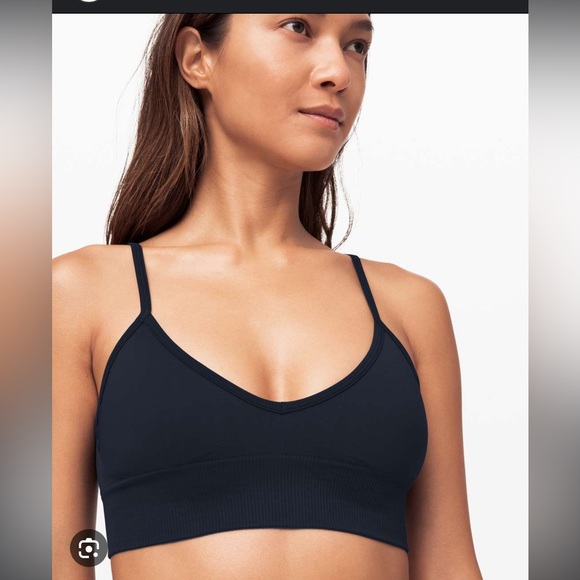 Lululemon Ebb To Street Bra *Light Support, A/B Cup True Navy Size 6 - Picture 4 of 5